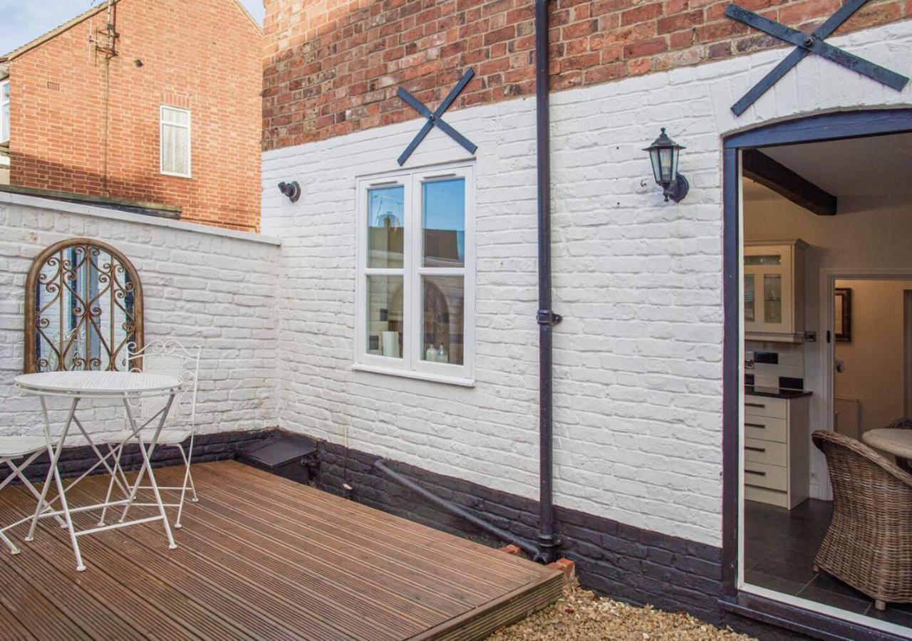 Villa Charming 2 Bed House In Tewkesbury Centre Esterno foto