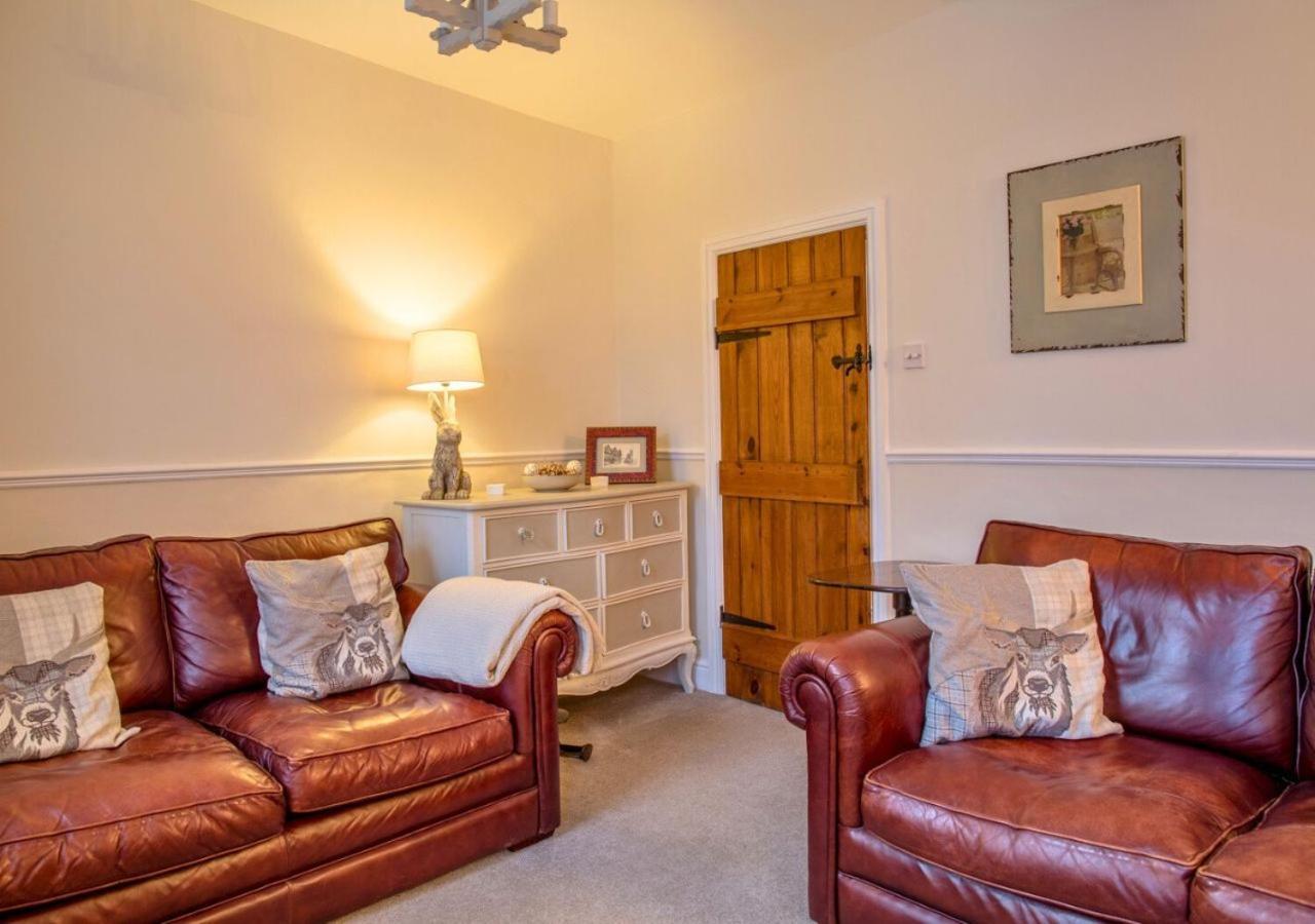 Villa Charming 2 Bed House In Tewkesbury Centre Esterno foto