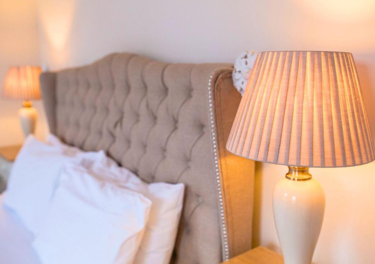 Villa Charming 2 Bed House In Tewkesbury Centre Esterno foto